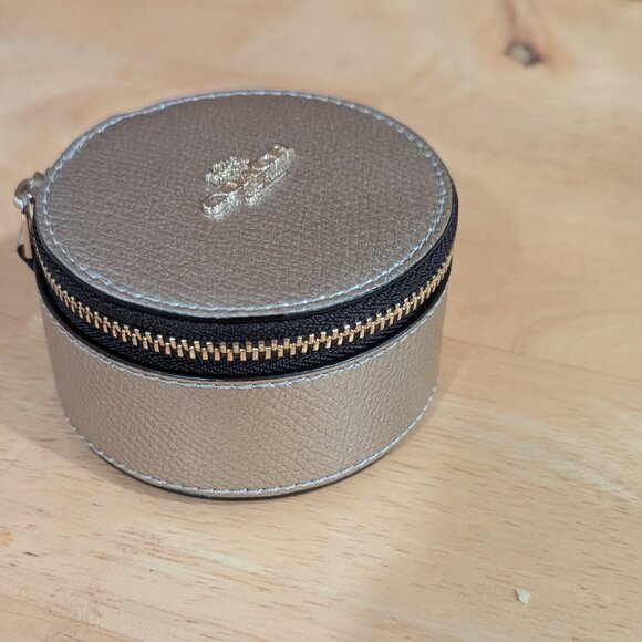 Coach Round Gold Metallic Leather Trinket Travel Jewelry Box - Picture 1 of 5